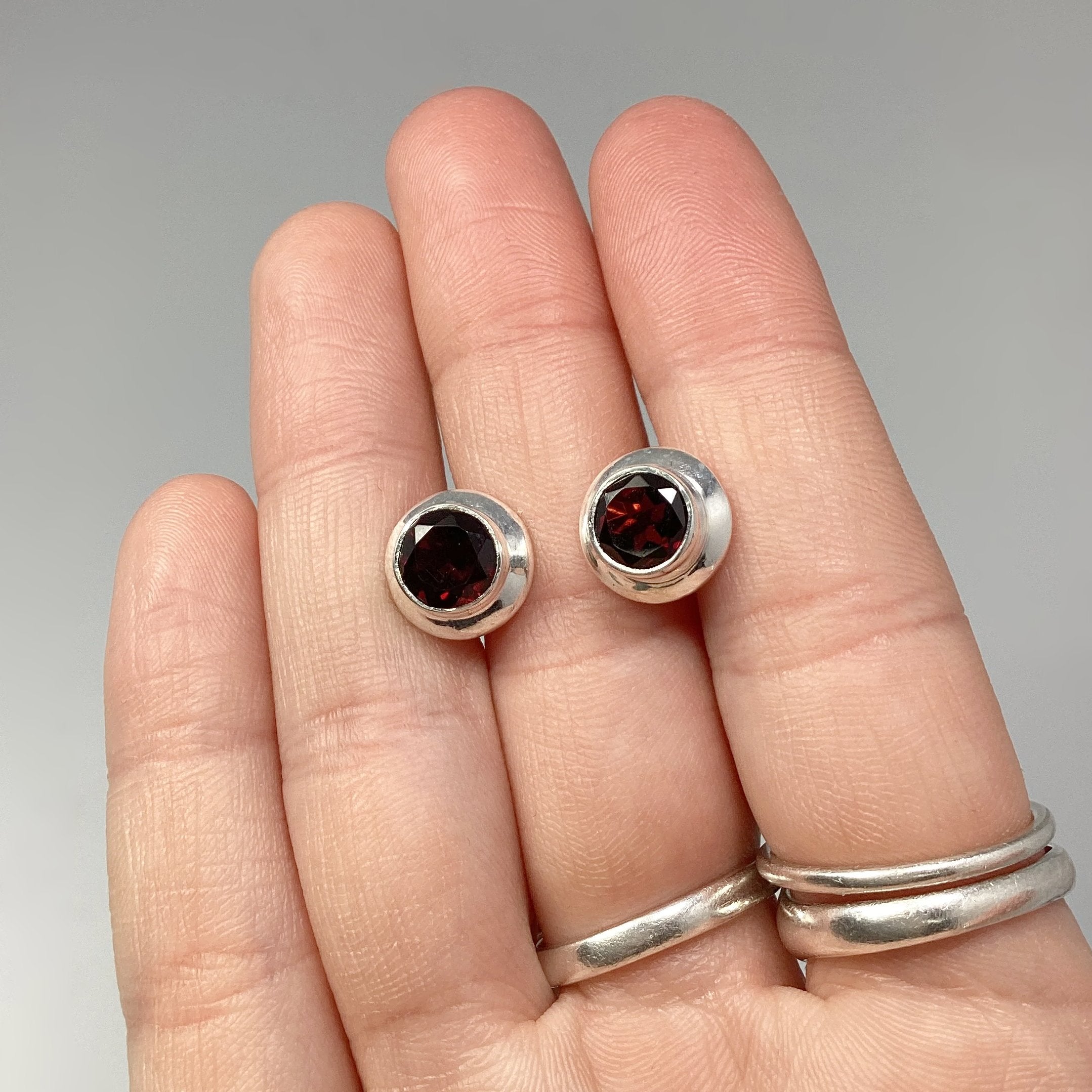 Garnet Stud Earrings - Rocks and Gems Canada