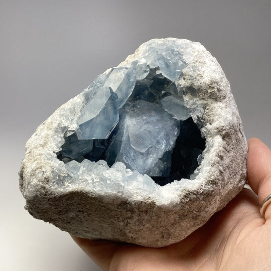 Celestite Geode - Rocks and Gems Canada
