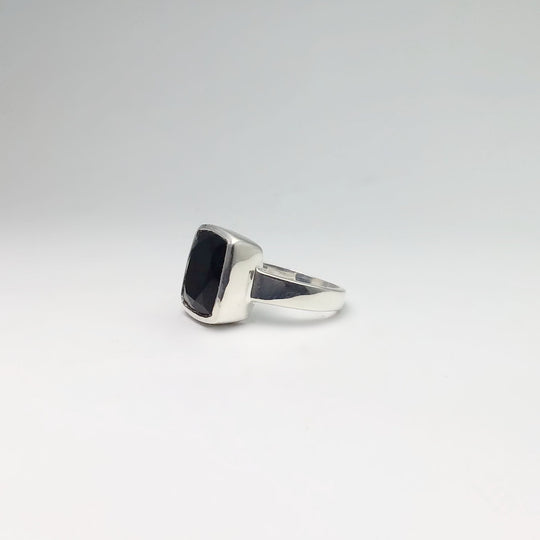 Black Onyx Ring - Rocks and Gems Canada