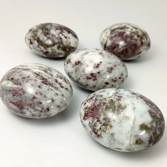 Quartz with Pink Tourmaline Tumble - Rocks and Gems Canada