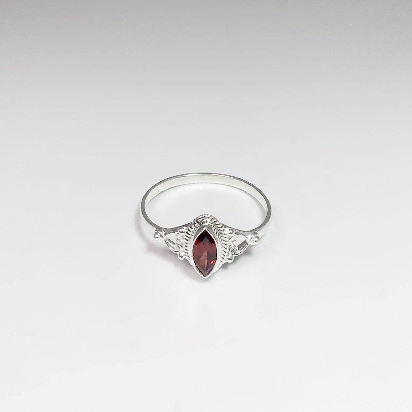 Garnet Ring - Rocks and Gems Canada