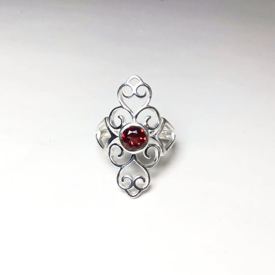 Garnet Ring - Rocks and Gems Canada