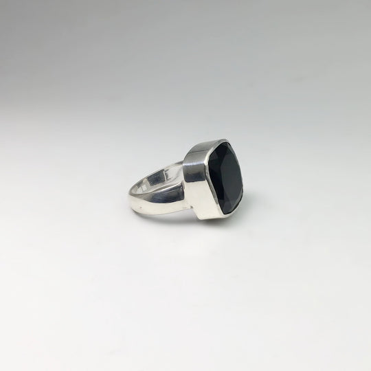 Black Onyx Ring - Rocks and Gems Canada
