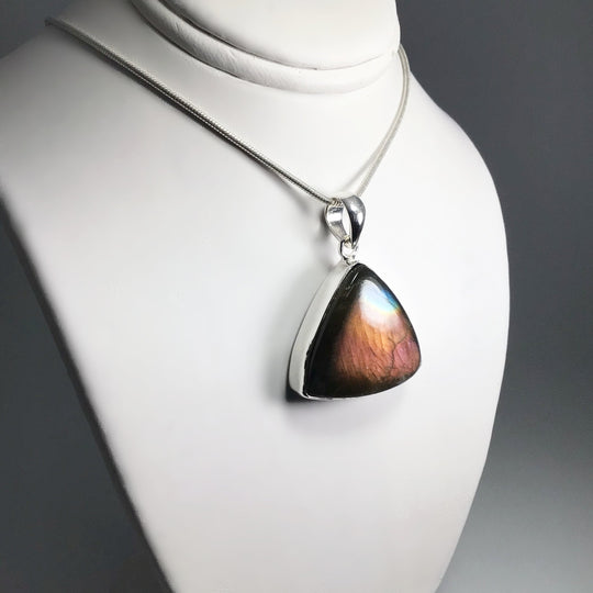 Purple Labradorite Pendant - Rocks and Gems Canada