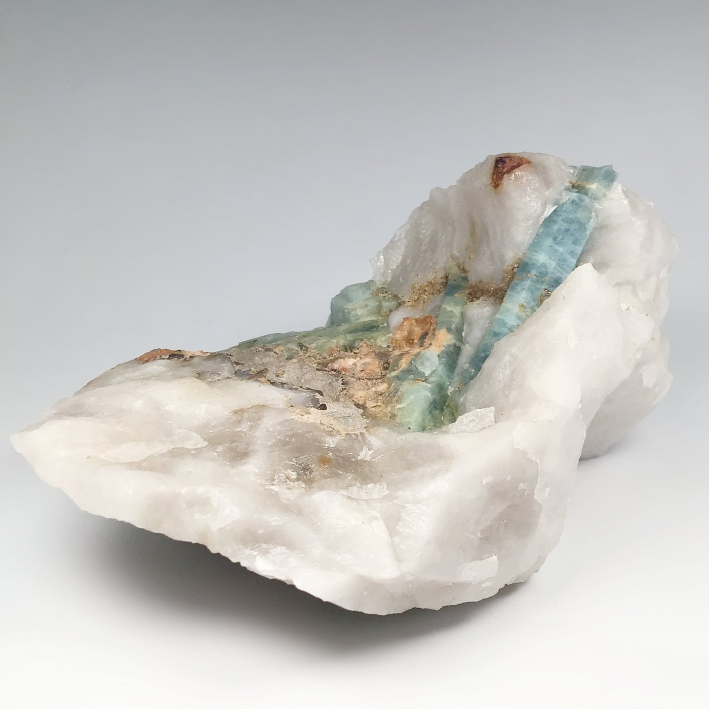 Aquamarine in Matrix