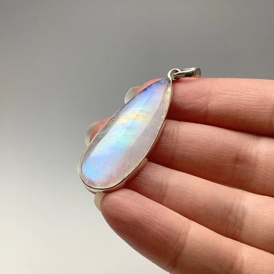 Rainbow Moonstone Pendant