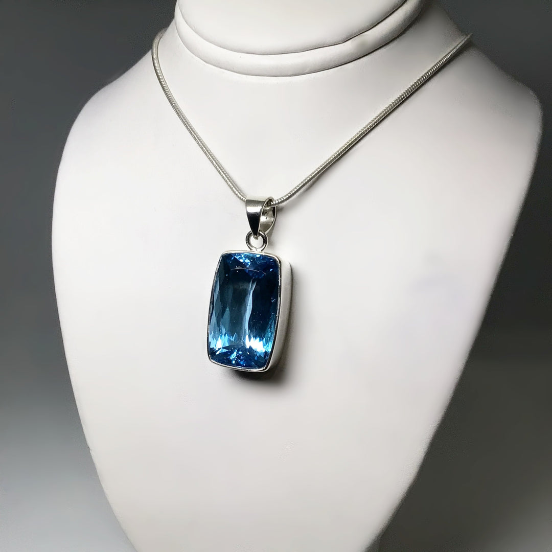 London Blue Topaz Pendant - Rocks and Gems Canada