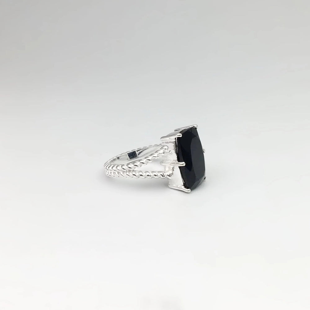 Black Onyx Ring - Rocks and Gems Canada