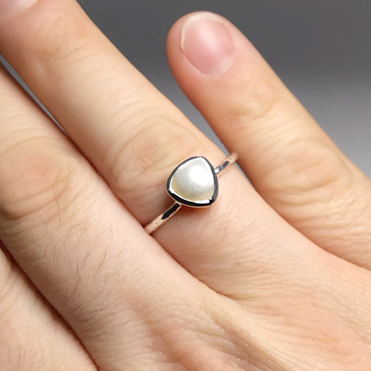 Freshwater Pearl Ring - Rocks and Gems Canada