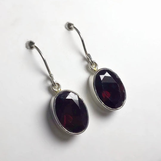 Garnet Dangle Earrings - Rocks and Gems Canada