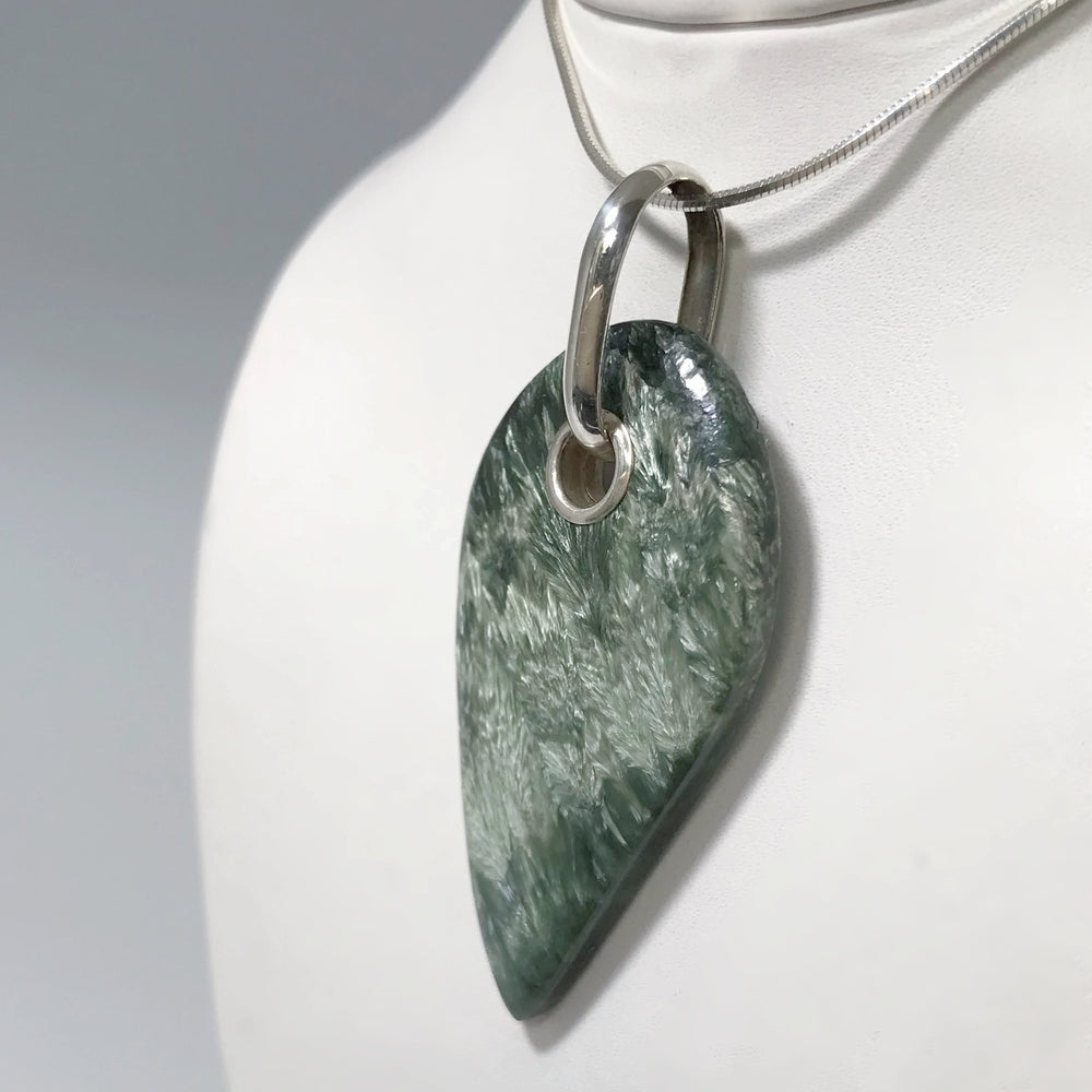Seraphenite Pendant - Rocks and Gems Canada