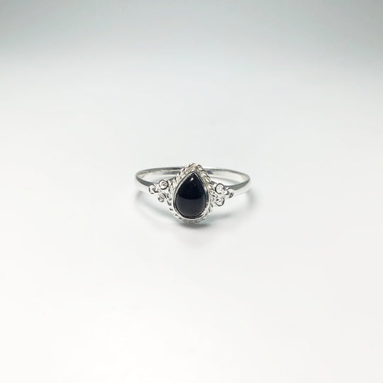 Black Onyx Ring - Rocks and Gems Canada
