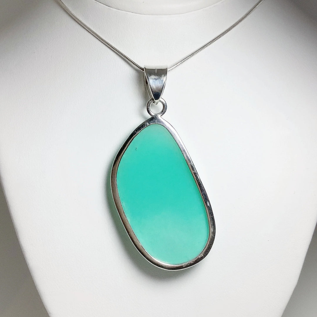 Chrysoprase Pendant - Rocks and Gems Canada