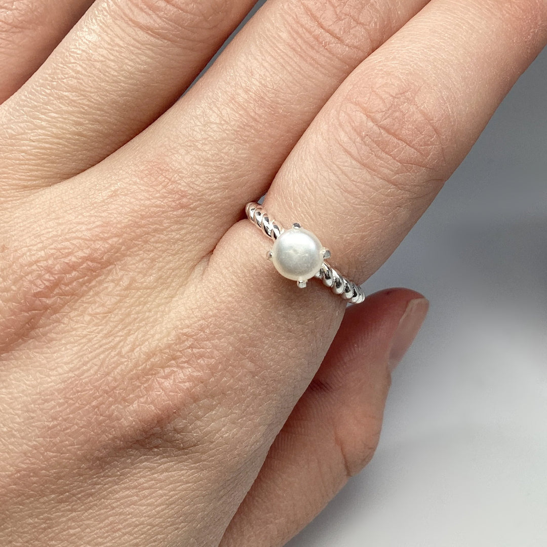 Freshwater Pearl Ring - Rocks and Gems Canada