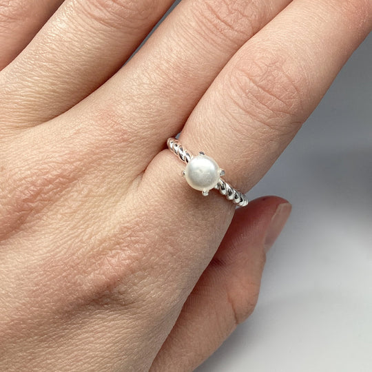 Freshwater Pearl Ring - Rocks and Gems Canada
