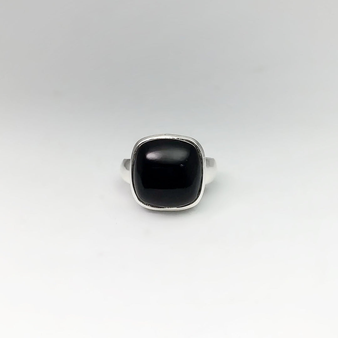 Black Onyx Ring - Rocks and Gems Canada