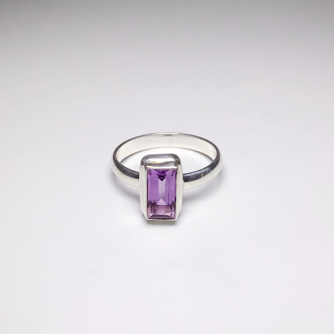 Amethyst Ring - Rocks and Gems Canada