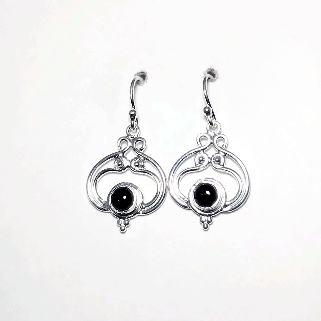 Black Onyx Dangle Earrings - Rocks and Gems Canada