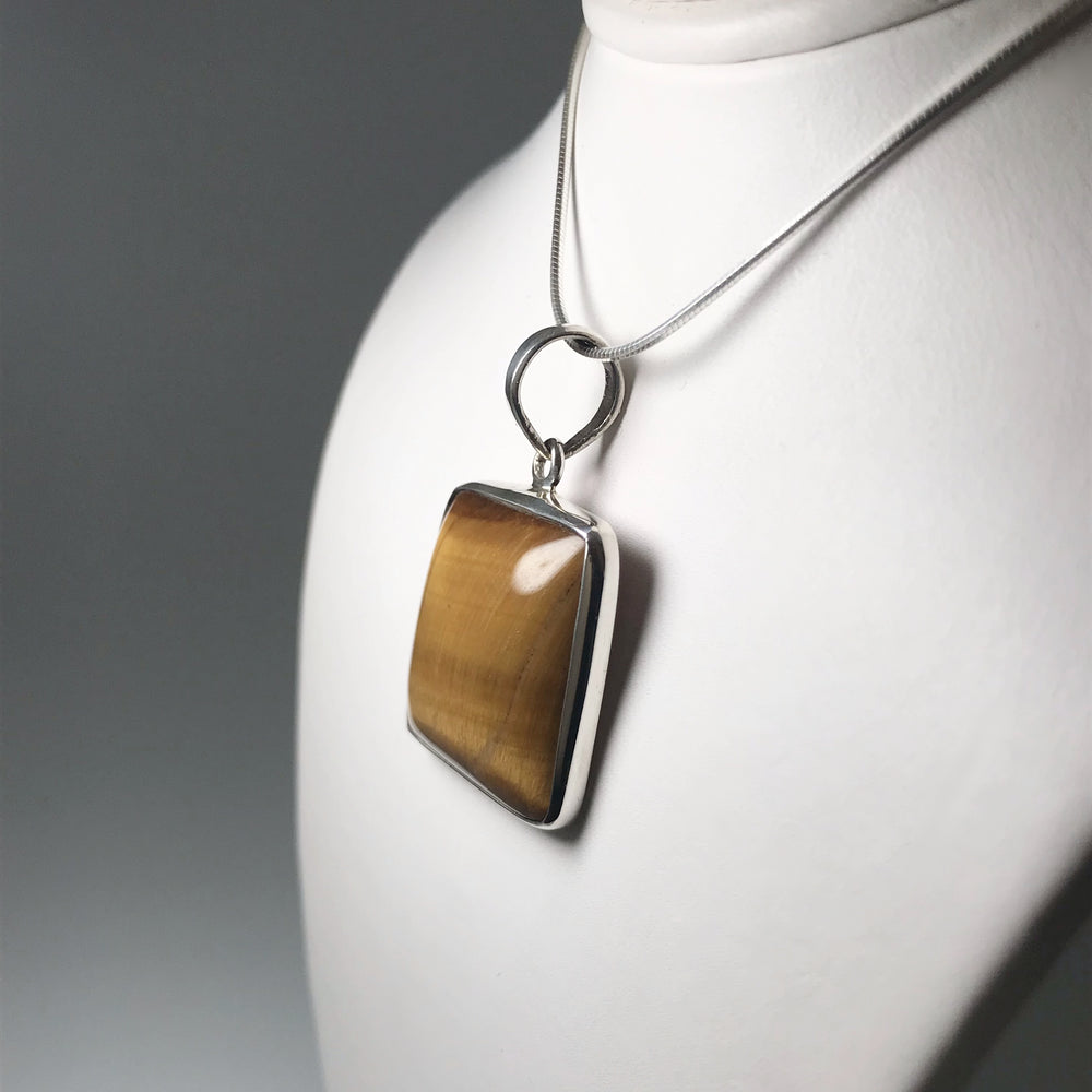 Tiger Eye Pendant - Rocks and Gems Canada