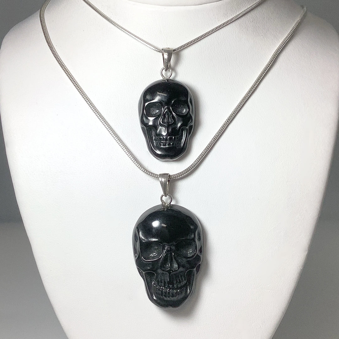 Black Onyx Skull Pendant - Rocks and Gems Canada