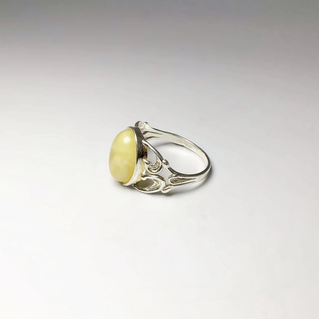 Butterscotch Amber Ring - Rocks and Gems Canada