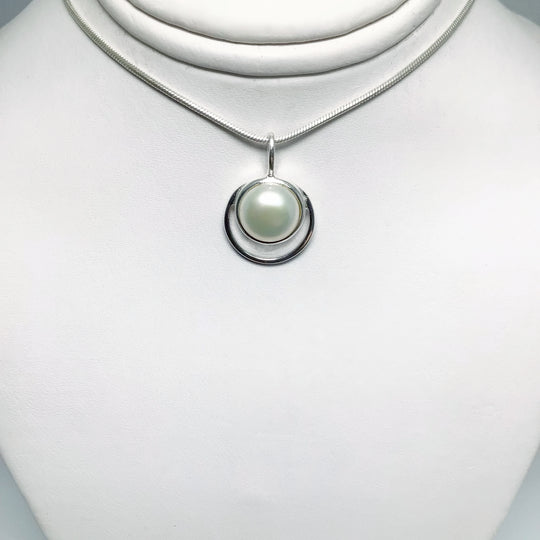 Pearl Pendant - Rocks and Gems Canada