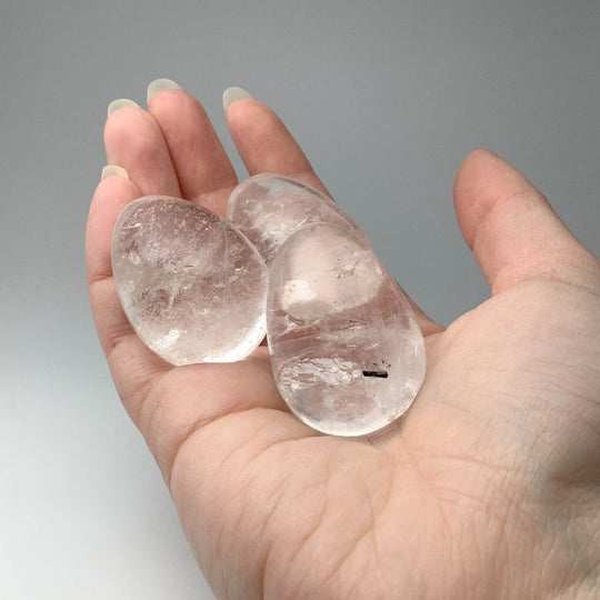 Quartz Small Egg - Rocks and Gems Canada