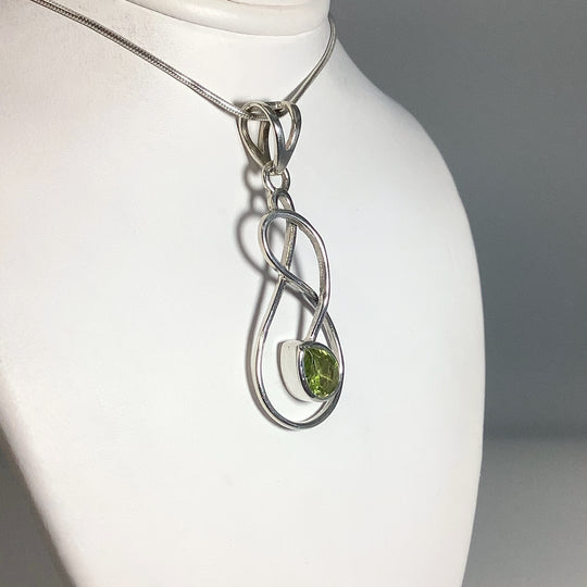Peridot Pendant - Rocks and Gems Canada