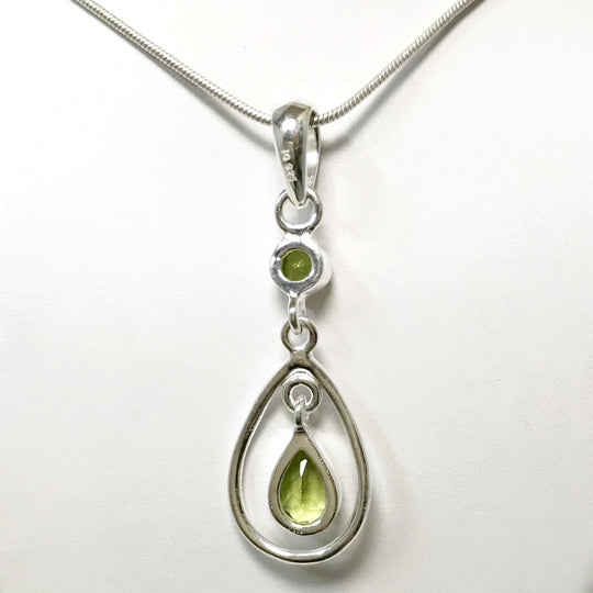 Peridot Pendant - Rocks and Gems Canada
