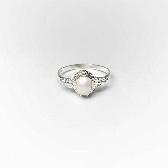 Freshwater Pearl Ring - Rocks and Gems Canada