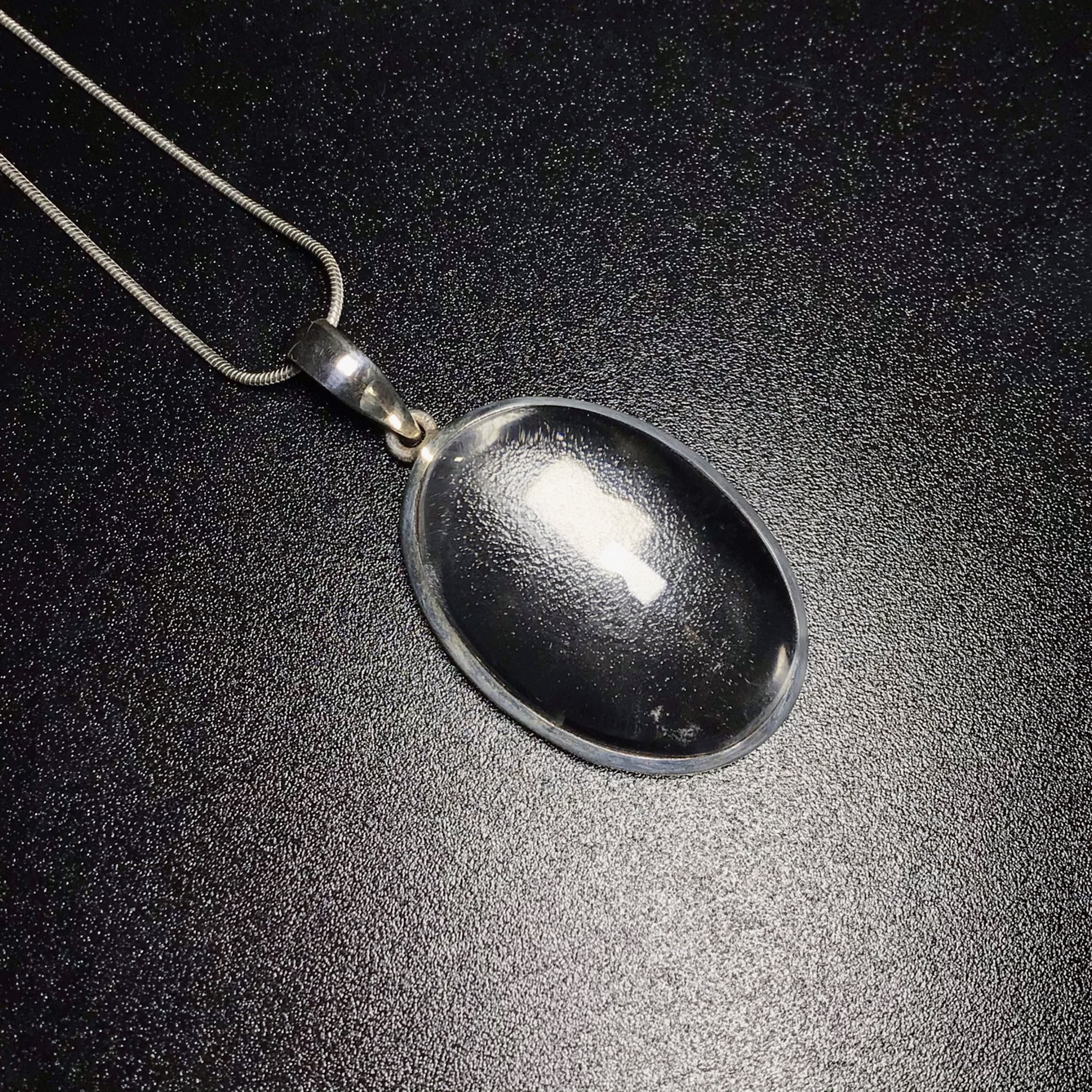 Clear Quartz Pendant - Rocks and Gems Canada