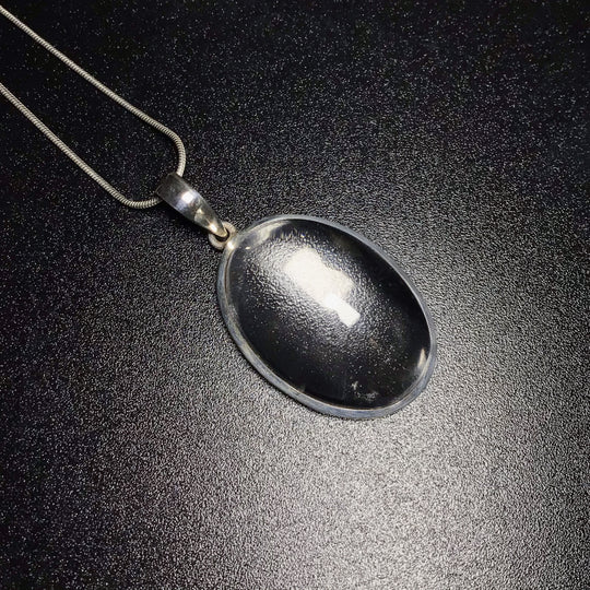 Clear Quartz Pendant - Rocks and Gems Canada