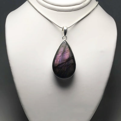 Purple Labradorite Pendant