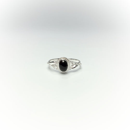 Black Onyx Ring - Rocks and Gems Canada