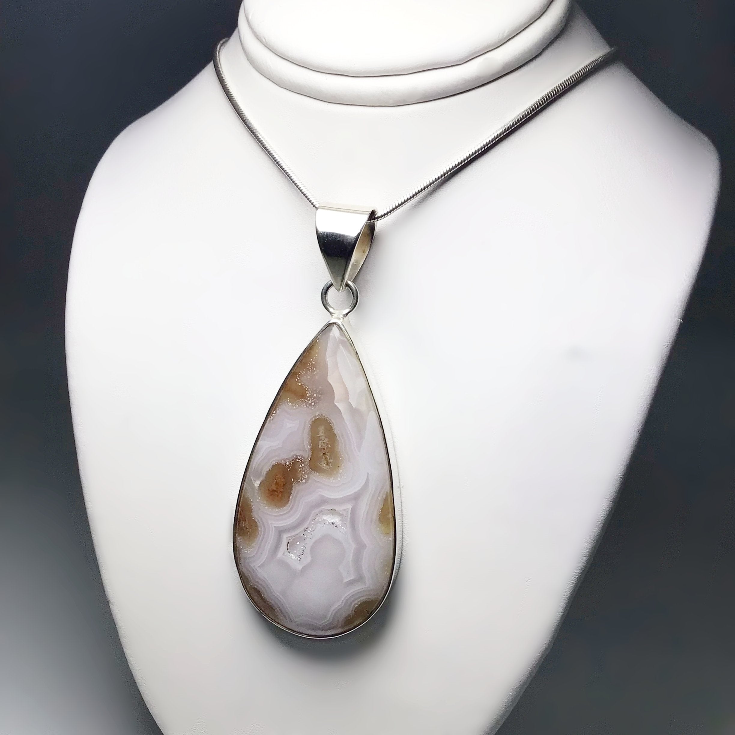 Laguna Agate Pendant - Rocks and Gems Canada