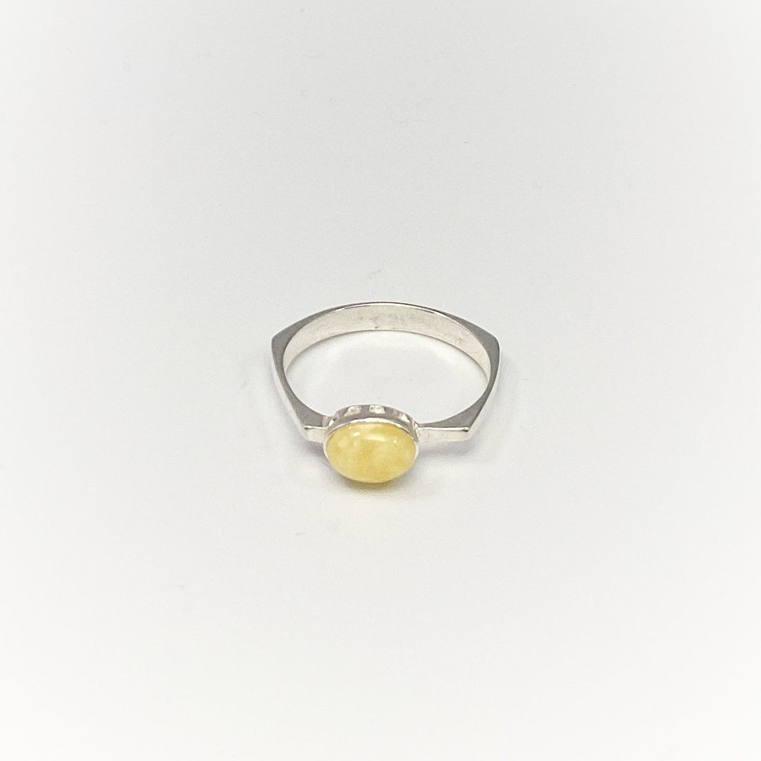 Butterscotch Amber Ring - Rocks and Gems Canada