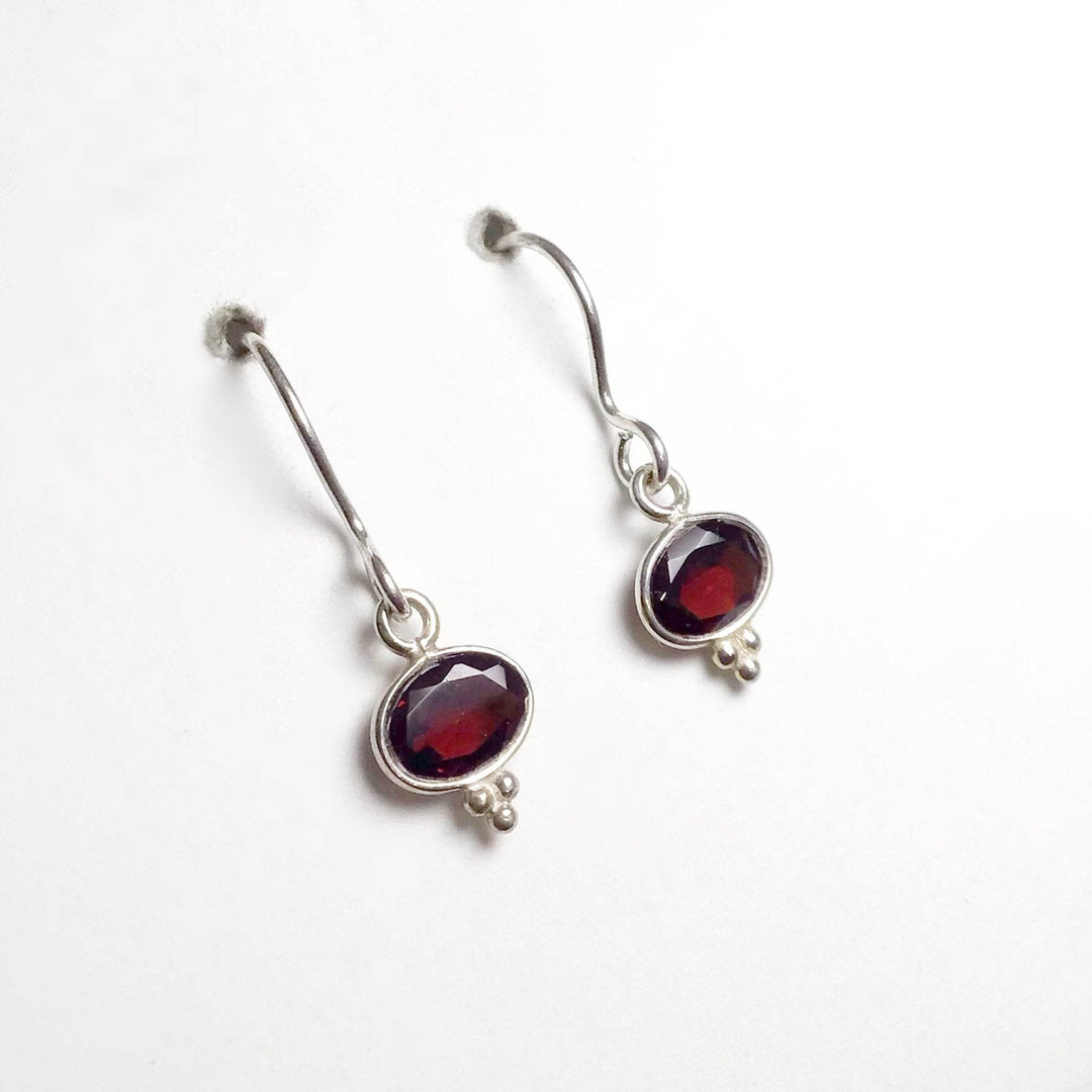 Garnet Dangle Earrings - Rocks and Gems Canada