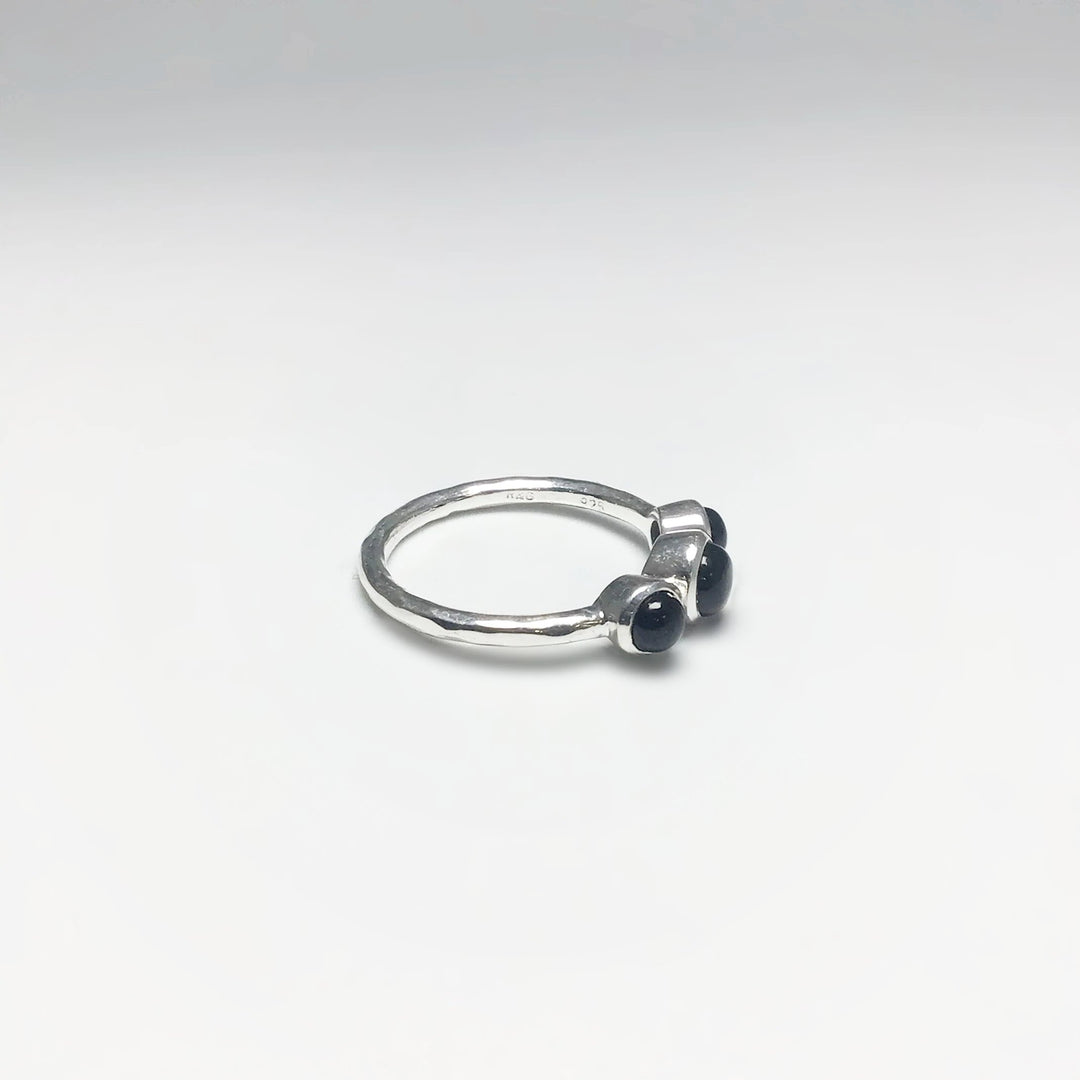 Black Onyx Ring - Rocks and Gems Canada