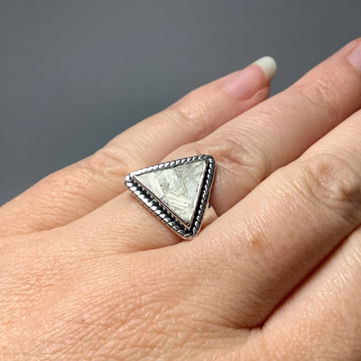 Muonionalusta Meteorite Triangle Setting Ring