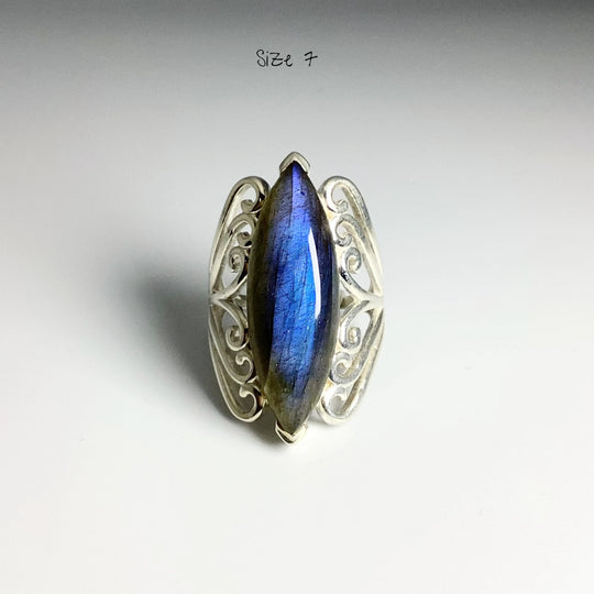 Labradorite Ring - Rocks and Gems Canada