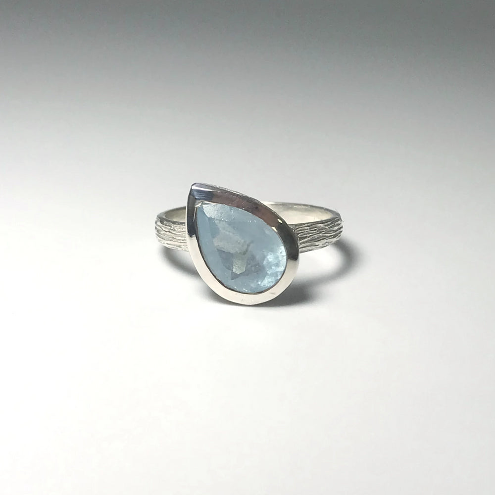 Aquamarine Ring - Rocks and Gems Canada