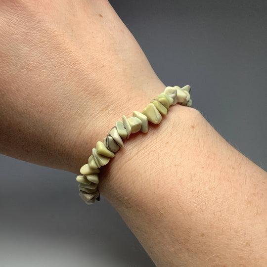 Butter Jade Chip Beaded Bracelet - Rocks and Gems Canada