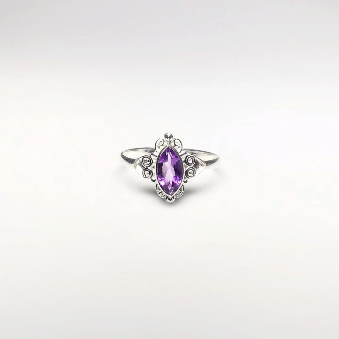 Amethyst Ring - Rocks and Gems Canada