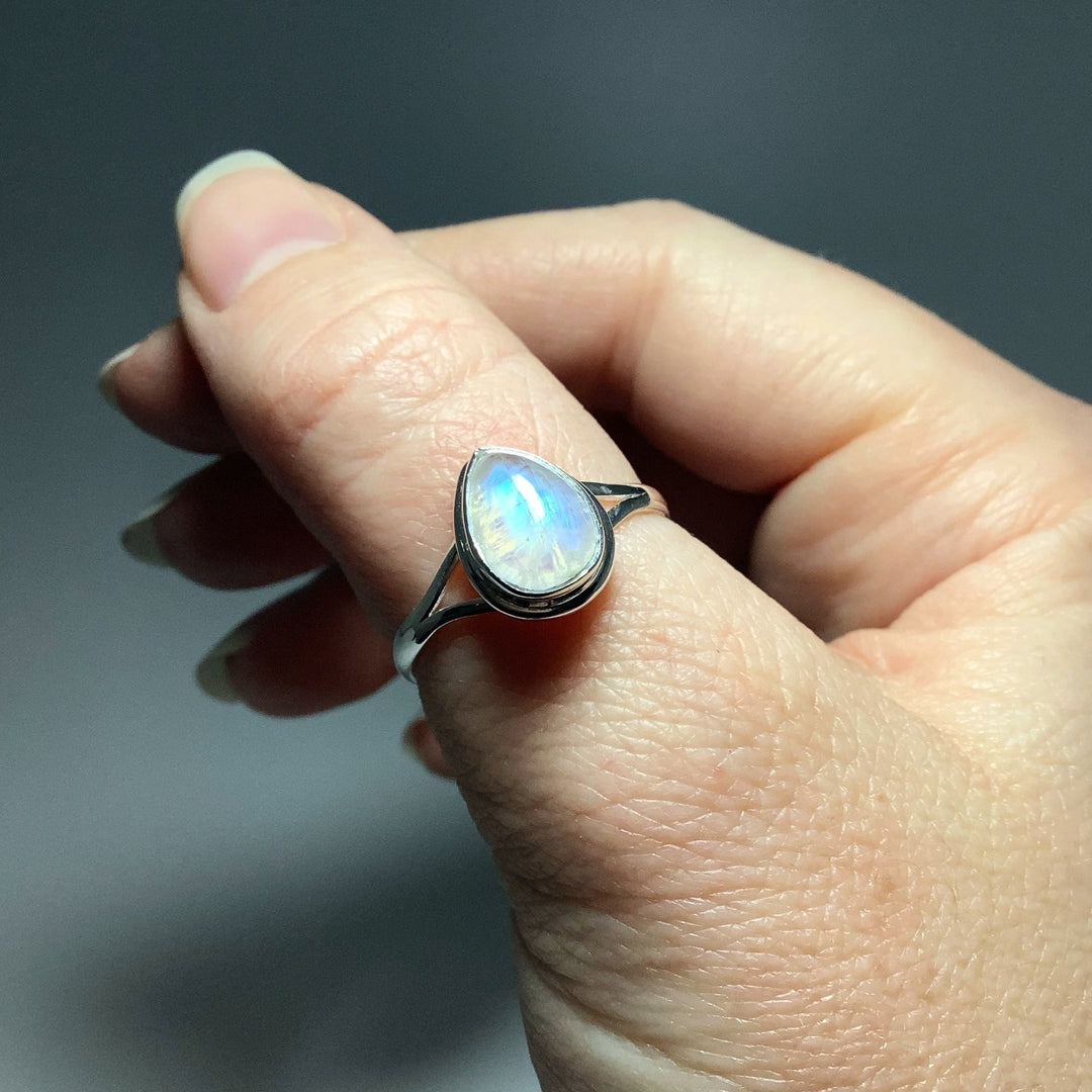 Rainbow Moonstone Ring - Rocks and Gems Canada