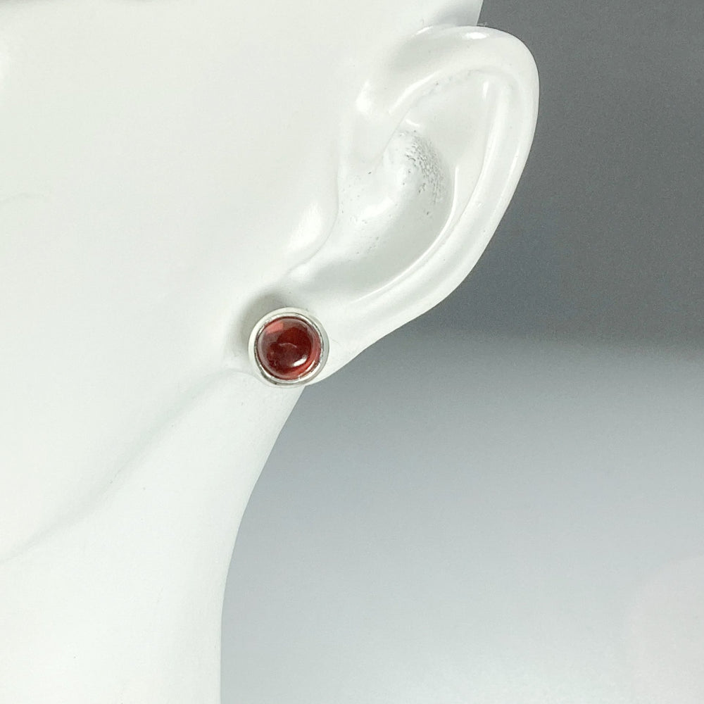 Garnet Stud Earrings - Rocks and Gems Canada
