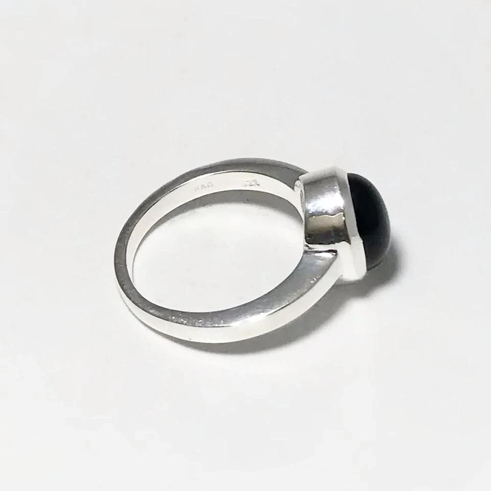 Black Onyx Ring - Rocks and Gems Canada