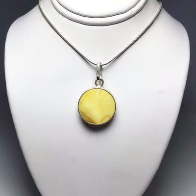 Butterscotch Amber Pendant - Medium Circle