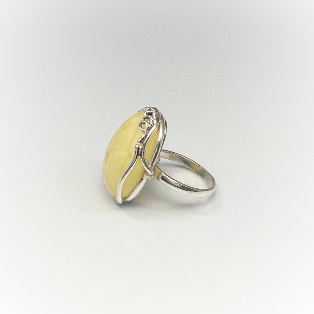 Butterscotch Amber Ring - Rocks and Gems Canada