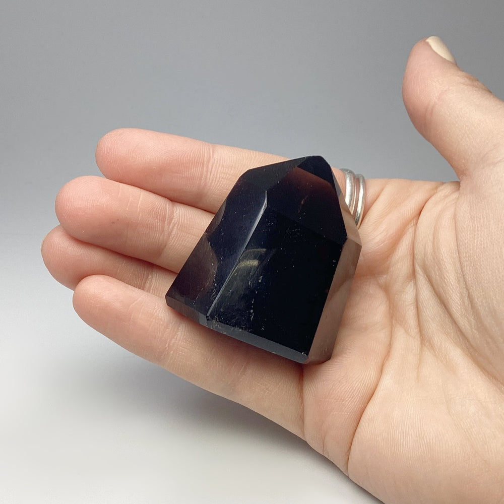 Smoky Quartz Point - Rocks and Gems Canada