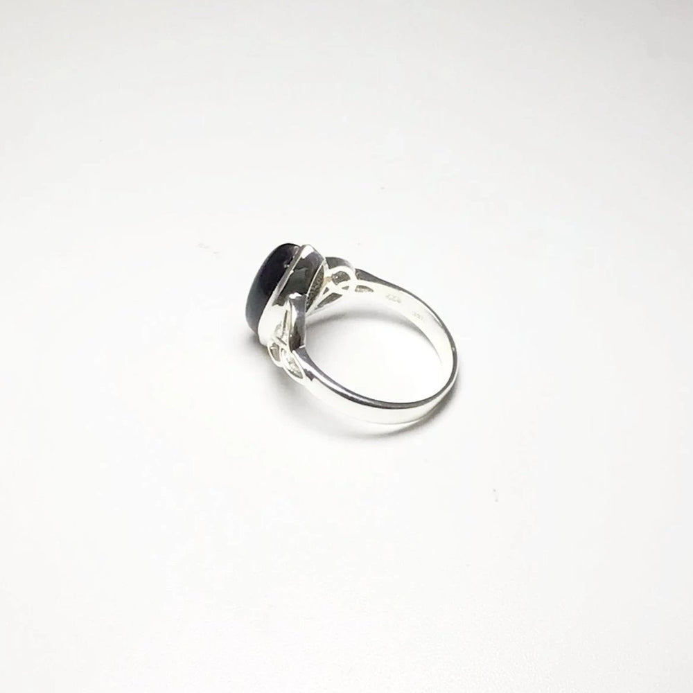 Black Onyx Ring - Rocks and Gems Canada